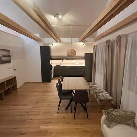 Svoboda Daire Svoboda nad Úpou